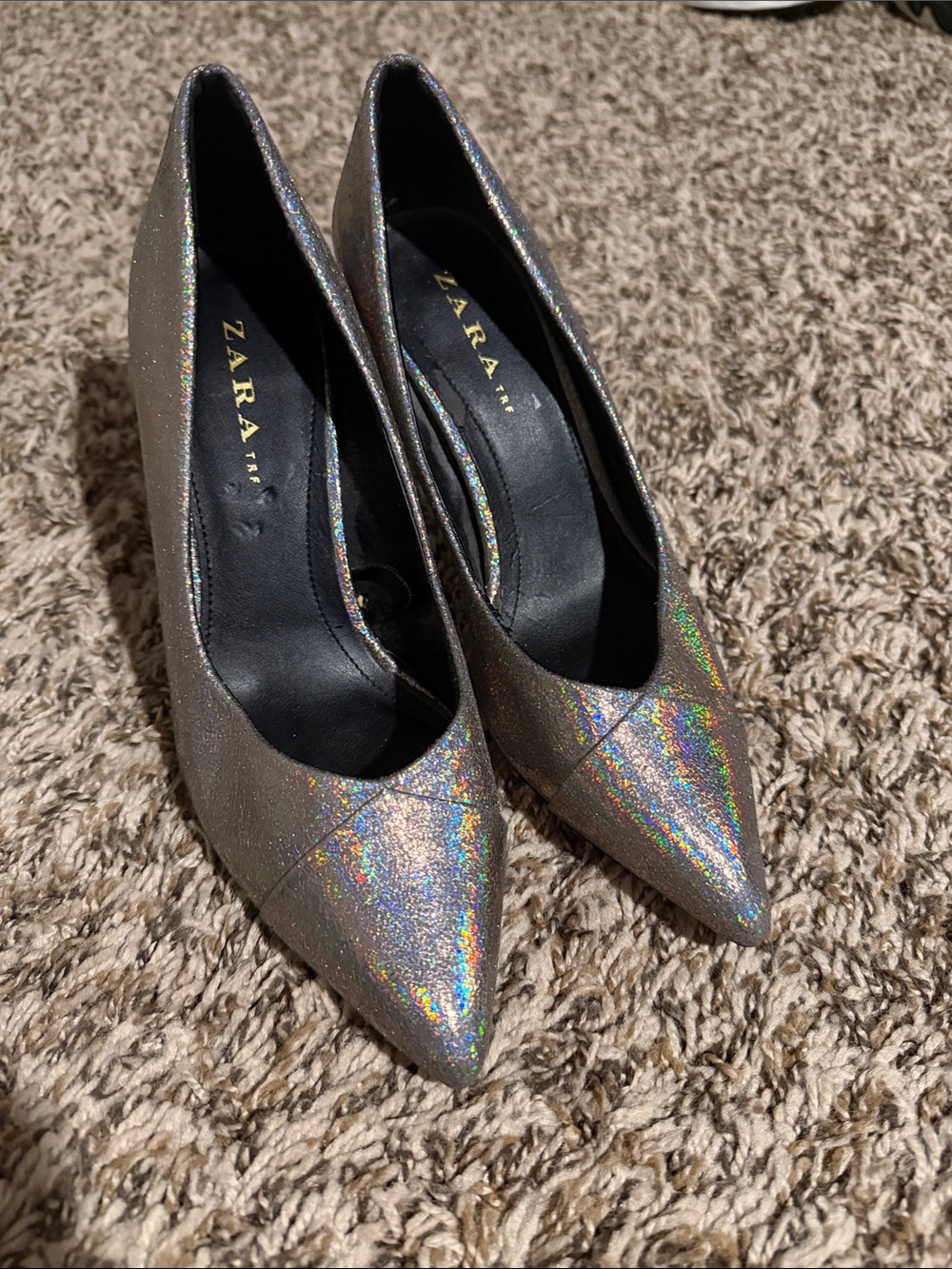 Zara Holographic Silver Pointed Toe Pumps